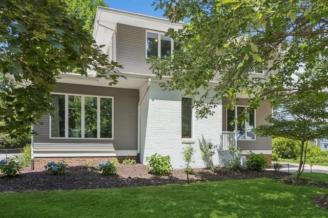 319 Hutchinson Ave, Iowa City, IA 52246 - photo 2