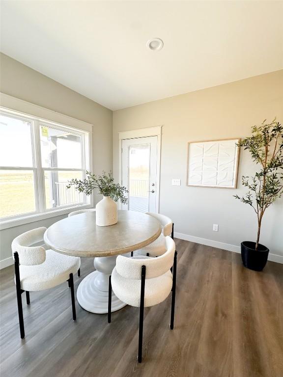 1537 Deerfield Dr, Fairfax, IA 52228 - photo 9