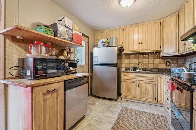 6612 Inwood Ln NE, Cedar Rapids, IA 52402 - photo 8