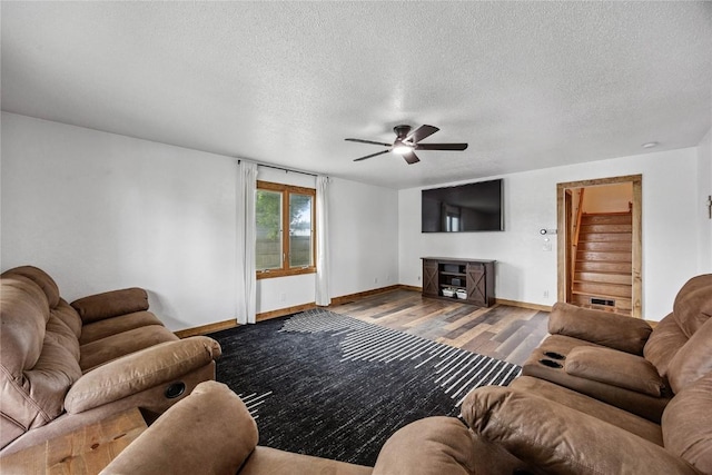 17 3rd Ave, Newhall, IA 52315 - photo 23