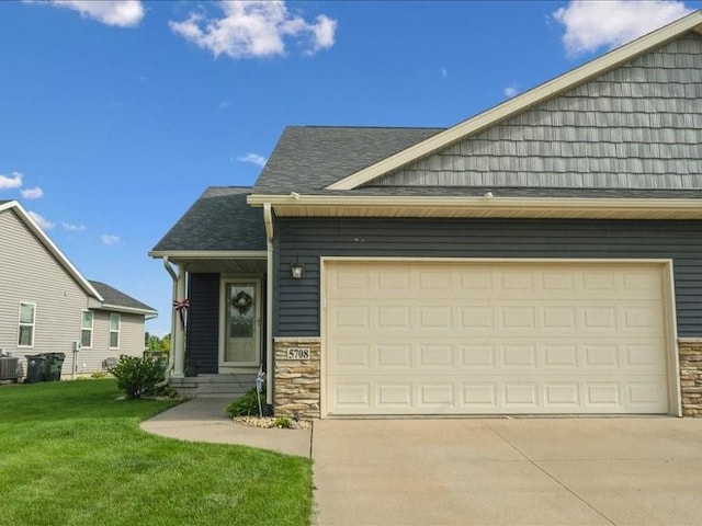 5708 Dostal Dr SW, Cedar Rapids, IA 52404 - photo 1