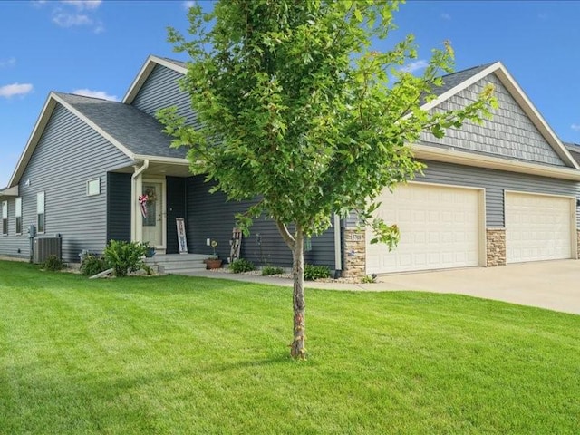5708 Dostal Dr SW, Cedar Rapids, IA 52404 - photo 2