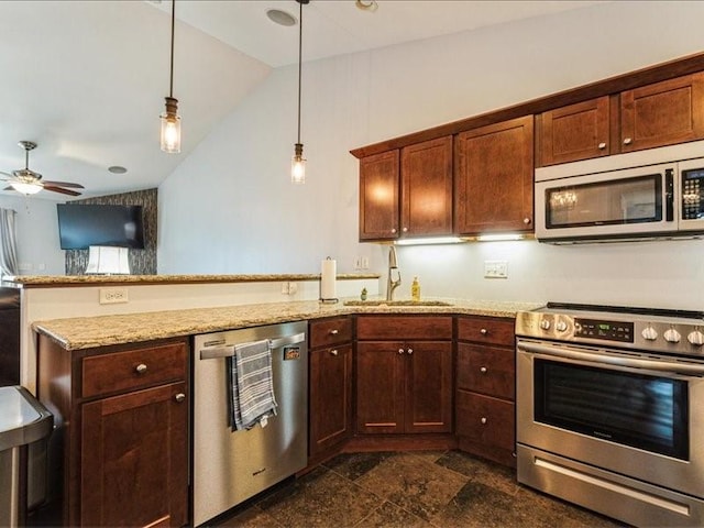 5708 Dostal Dr SW, Cedar Rapids, IA 52404 - photo 7