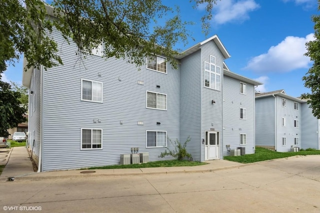 930A Boston Way Unit 11, Coralville, IA 52241 - photo 1