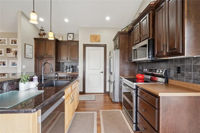 207 Cherry Park Dr NW, Cedar Rapids, IA 52405 - photo 10