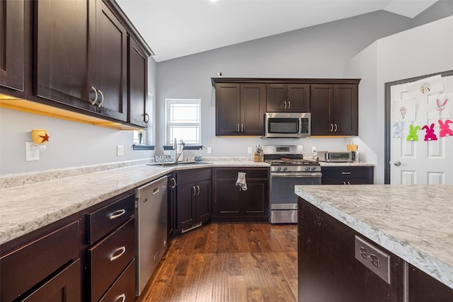 6319 Hoover Trail Rd SW, Cedar Rapids, IA 52404 - photo 13
