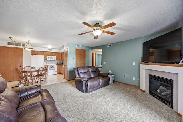 600 Colton Cir NE Unit 6, Cedar Rapids, IA 52402 - photo 5
