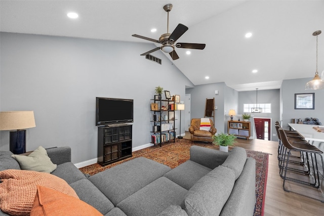 712 Randall Dr, Solon, IA 52333 - photo 6