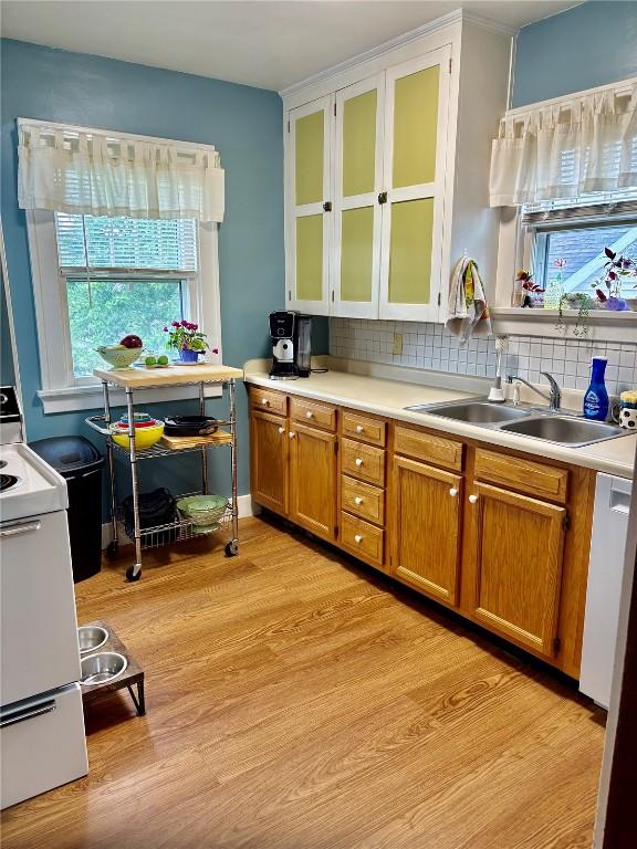 421 Dunreath Dr NE, Cedar Rapids, IA 52402 - photo 8