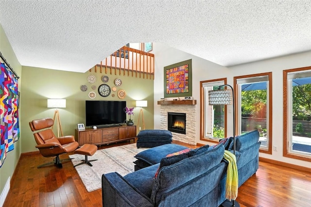 725 E Post Ct SE, Cedar Rapids, IA 52403 - photo 3