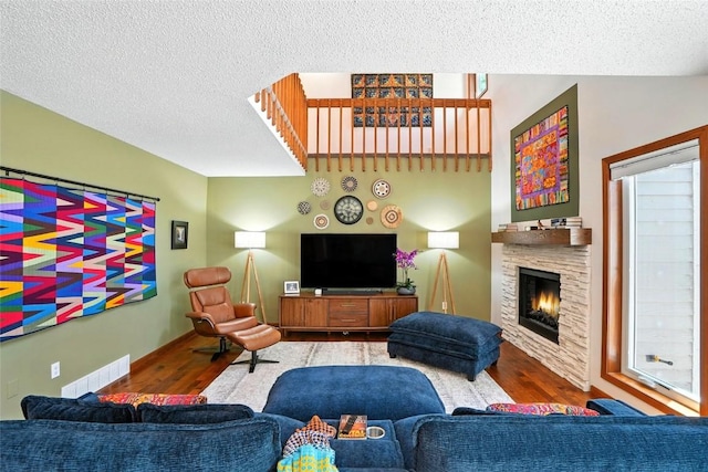 725 E Post Ct SE, Cedar Rapids, IA 52403 - photo 4
