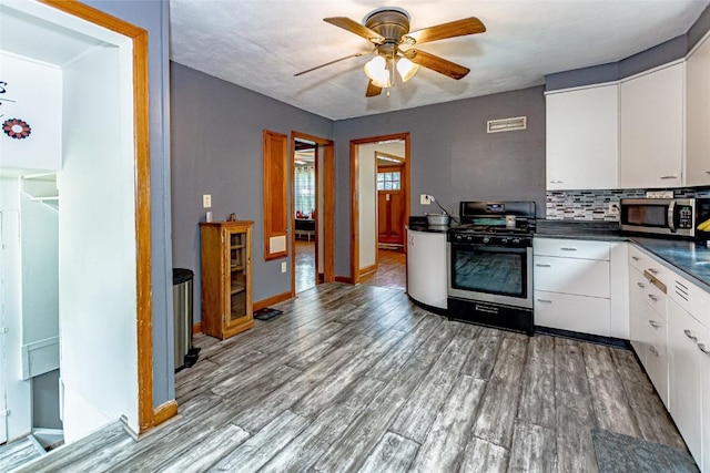 517 E Linn St, Coggon, IA 52218 - photo 4