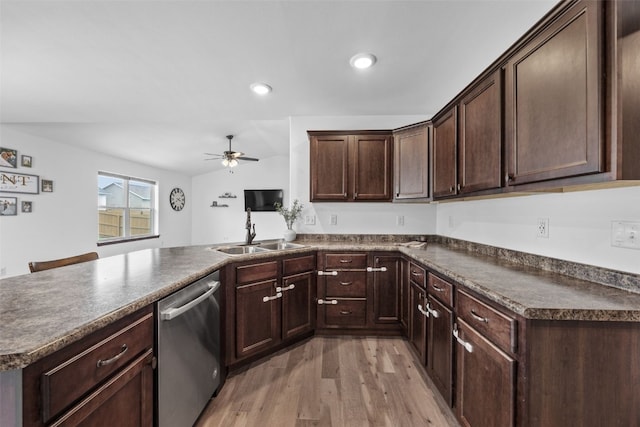 2827 Belle St SW, Cedar Rapids, IA 52404 - photo 9