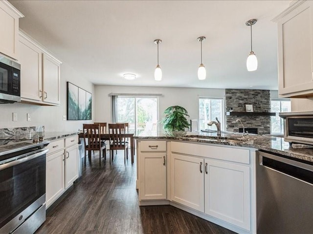 2207 Shady Grove Rd SW, Cedar Rapids, IA 52404 - photo 8