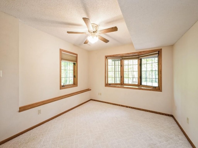 2617 Rainier Ct NE, Cedar Rapids, IA 52402 - photo 20