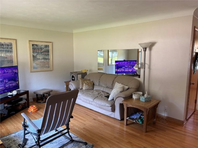 2100 Carolina Dr NE, Cedar Rapids, IA 52402 - photo 3