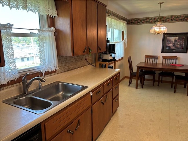 2100 Carolina Dr NE, Cedar Rapids, IA 52402 - photo 5