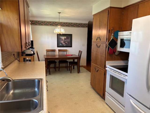 2100 Carolina Dr NE, Cedar Rapids, IA 52402 - photo 6