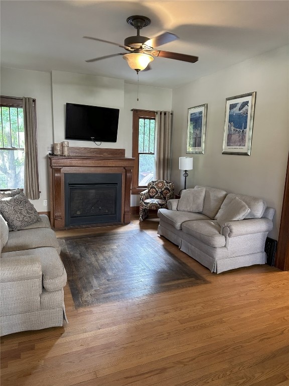 926 Bowery St, Iowa City, IA 52240 - photo 2