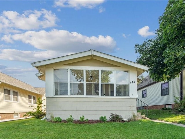 414 22nd St NE, Cedar Rapids, IA 52402 - photo 1