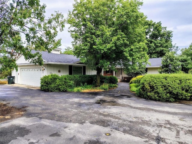 341 34th St SE, Cedar Rapids, IA 52403 - photo 1