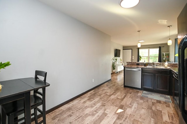 2065 Rosewood Dr NW, Cedar Rapids, IA 52405 - photo 20