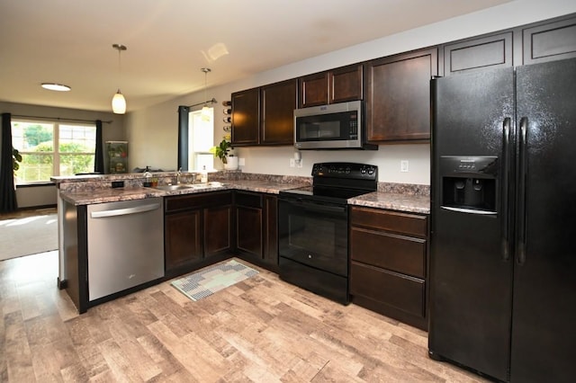 2065 Rosewood Dr NW, Cedar Rapids, IA 52405 - photo 21