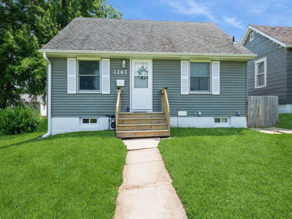 1267 18th Ave SW, Cedar Rapids, IA 52404 - photo 1