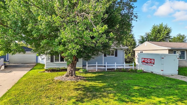 1116 Regent St NE, Cedar Rapids, IA 52402 - photo 2
