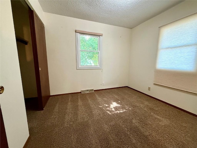 3104 Woodland Dr SW, Cedar Rapids, IA 52404 - photo 10