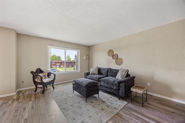 5712 Golden Ct NE Unit 60, Cedar Rapids, IA 52402 - photo 3