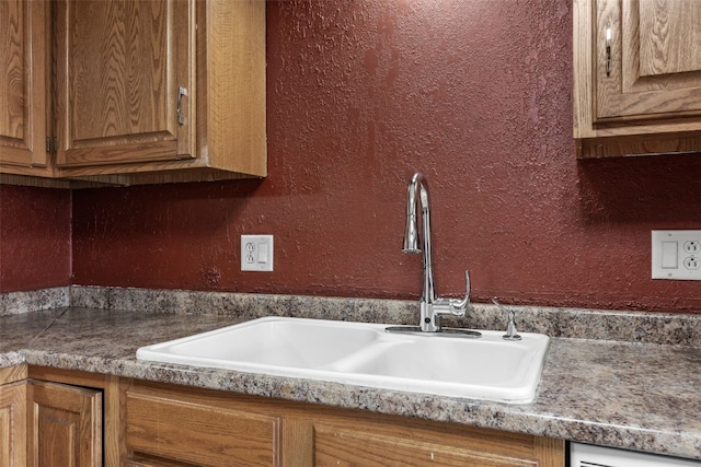 5712 Golden Ct NE Unit 60, Cedar Rapids, IA 52402 - photo 10