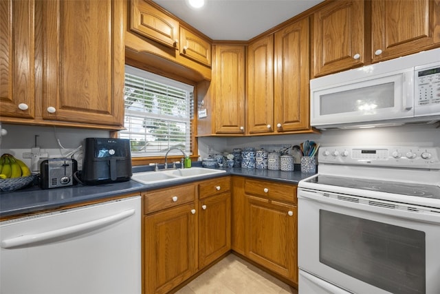 6810 Idlebrook Ln NE, Cedar Rapids, IA 52402 - photo 11