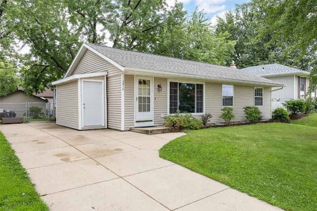 6810 Idlebrook Ln NE, Cedar Rapids, IA 52402 - photo 2