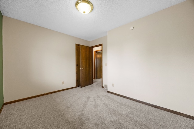 3840 Holly Dr SW, Cedar Rapids, IA 52404 - photo 24