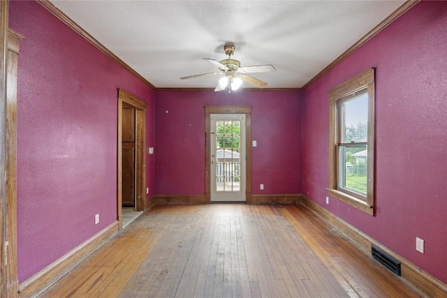 1342 Hinkley Ave NW, Cedar Rapids, IA 52405 - photo 3