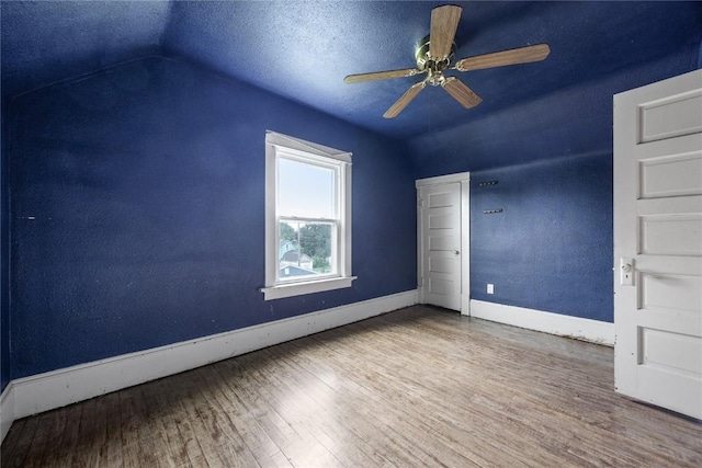 1342 Hinkley Ave NW, Cedar Rapids, IA 52405 - photo 18