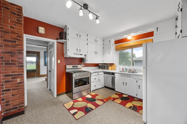 233 26th Ave SW, Cedar Rapids, IA 52404 - photo 14