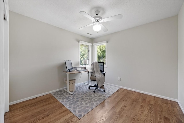 3328 Riverside Dr NE, Cedar Rapids, IA 52411 - photo 20