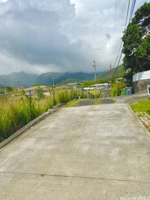 view of property's community featuring a mountain view