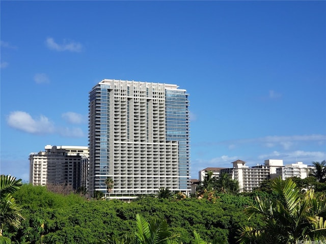 223 Saratoga Rd Unit 1006, Honolulu, HI 96815 - view of building exterior with a city view