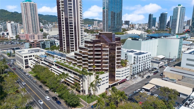 view of city featuring a mountain view