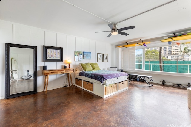 bedroom featuring ceiling fan