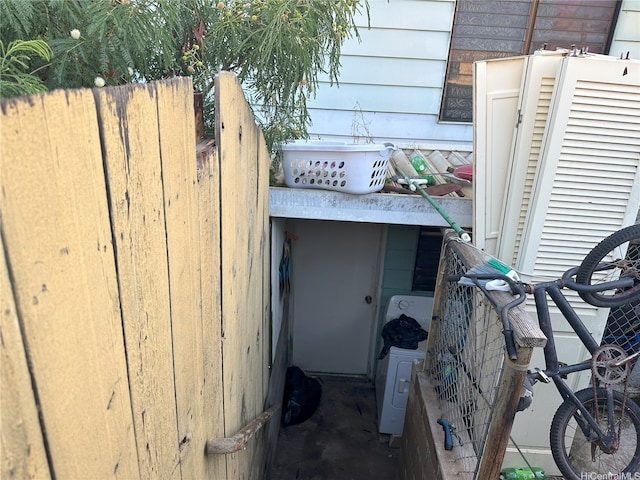 87-213 Helelua Pl Unit 1, Waianae, HI 96792 - exterior view of fence