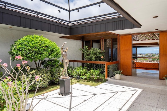 3869 Pokapahu Pl, Honolulu, HI 96816 - view of patio / terrace
