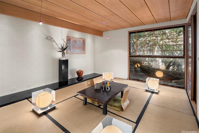 3869 Pokapahu Pl, Honolulu, HI 96816 - workout room with wooden ceiling