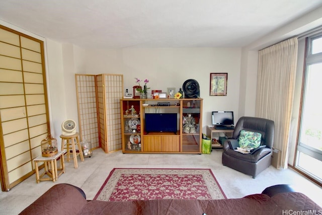 1511 Nuuanu Ave Unit 338, Honolulu, HI 96817 - view of living area