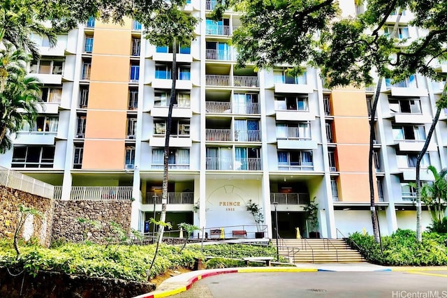 1511 Nuuanu Ave Unit 338, Honolulu, HI 96817 - view of apartment building / complex