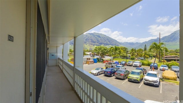 balcony featuring a mountain view