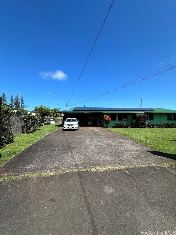 view of front of house with a front yard